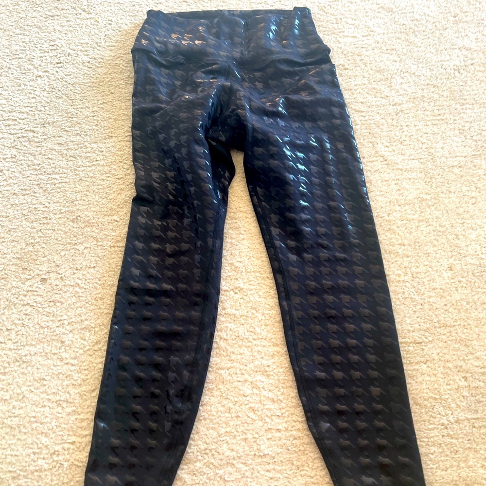 Noli Yoga Houndstooth High-Waisted Legging